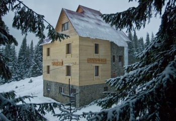 Приватна садиба Смерічка. Драгобрат